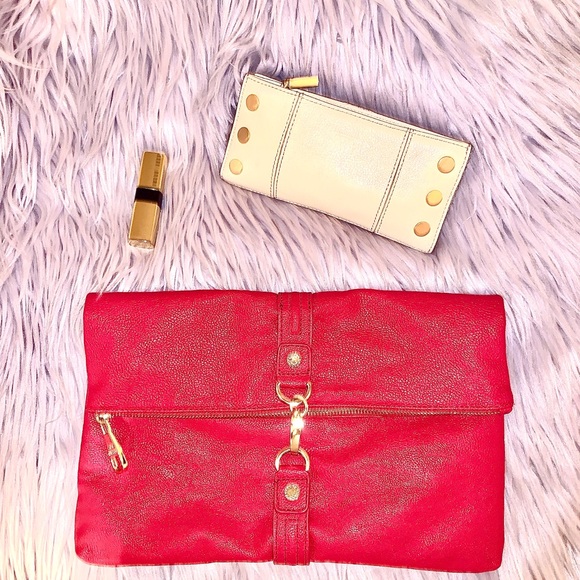 ON HOLD FOR TRADE Steve Madden Clutch/ Crossbody! - Picture 3 of 4